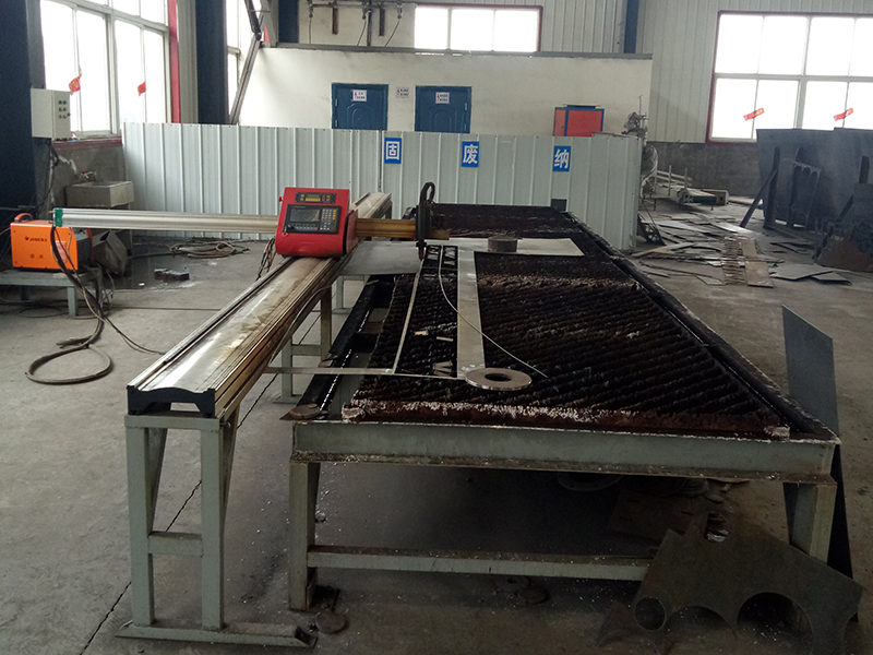 廠(chǎng)區(qū)設(shè)備