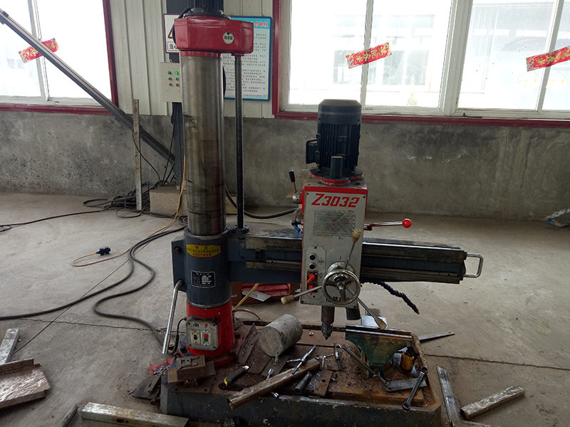 廠(chǎng)區(qū)設(shè)備